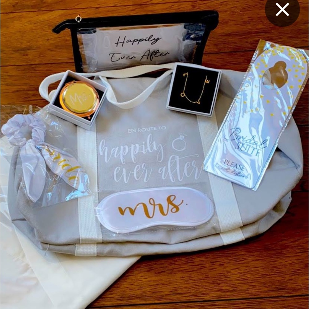NWT overnight bridal bag